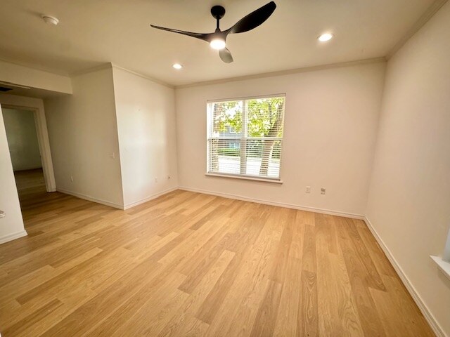 Building Photo - 1137 N Leverett Ave