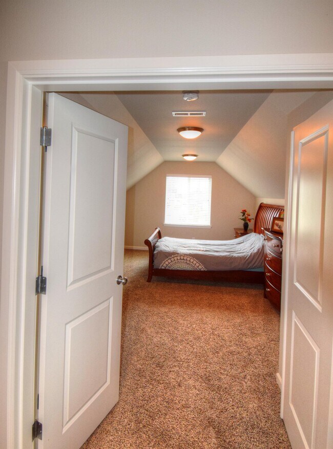 Building Photo - 10620 101st St Ct SW