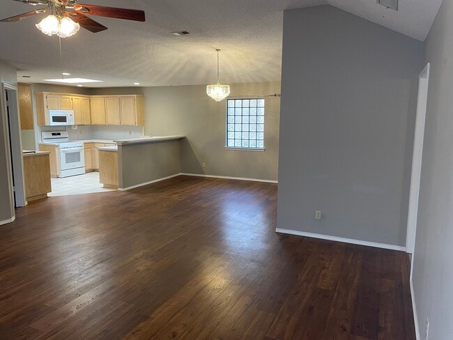 Building Photo - 4557 Shingle Oak Ln