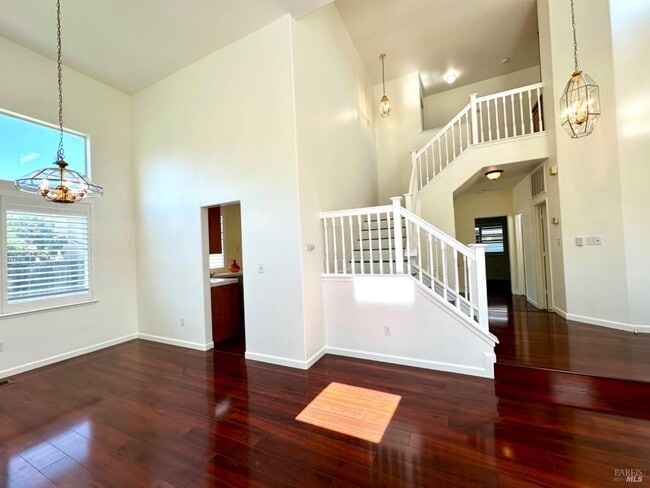 Building Photo - 622 Stonehenge Dr