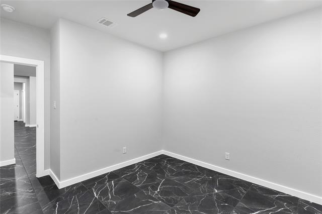 Building Photo - 544 Highview Ct