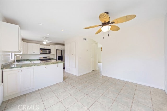 Building Photo - 6216 Tapia Dr