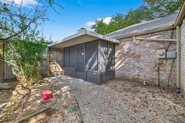 Building Photo - 7735 Teal Run Dr