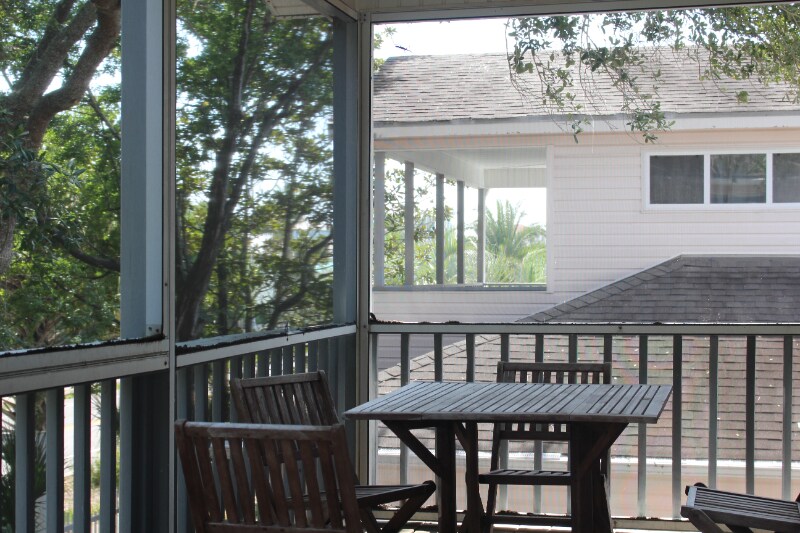 Building Photo - 88 Hutchinson St