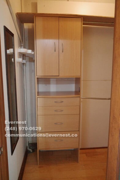 Building Photo - 78 Watson St