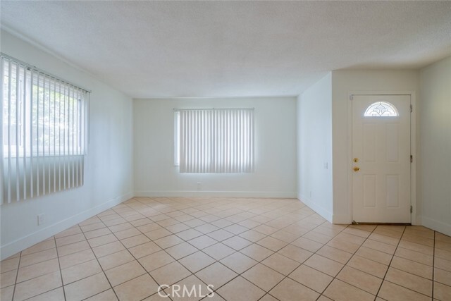 Building Photo - 6933 Fallbrook Ave