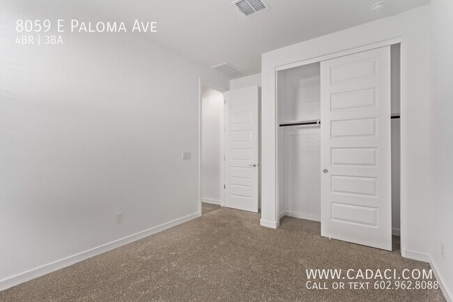 Building Photo - 8059 E Paloma Ave