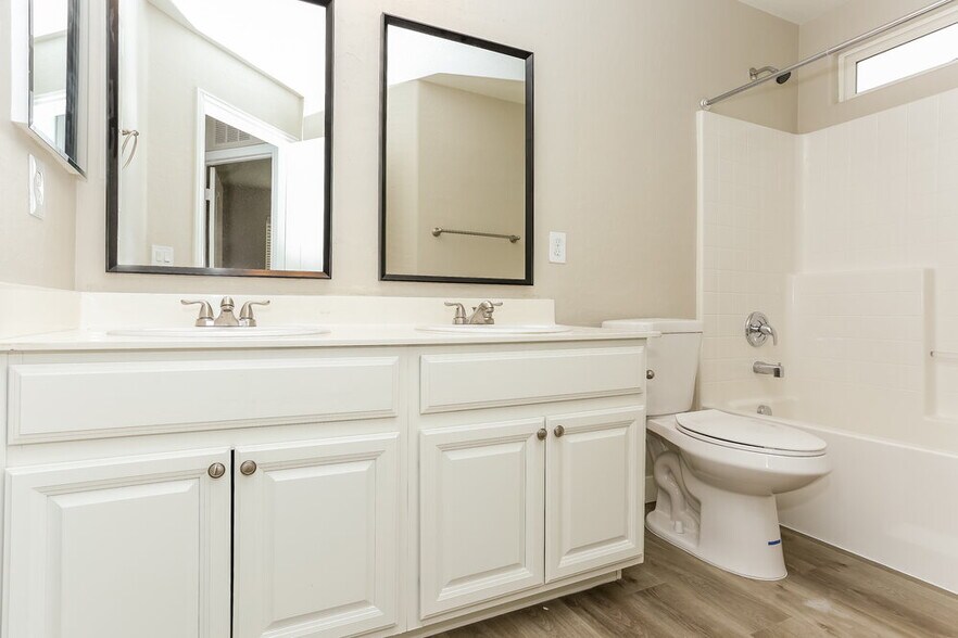 Building Photo - 6209 Govett Cres Ct