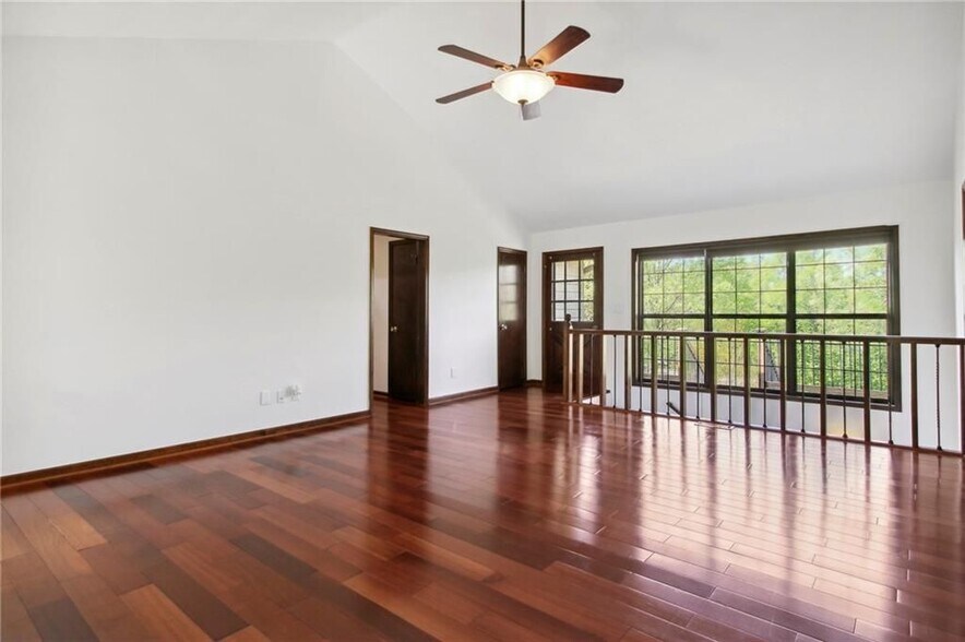 Building Photo - 4948 Keota Run NE