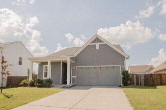 Building Photo - Spacious 4BR Single-level Home with Open Floor Plan & 2-Car Garage