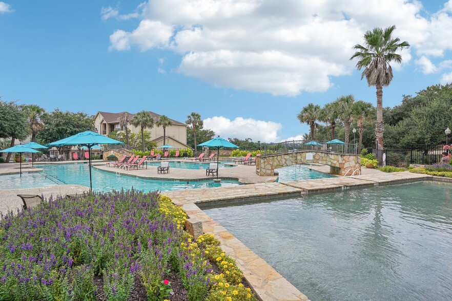 The Verandah Apartments, Austin, TX - The Verandah