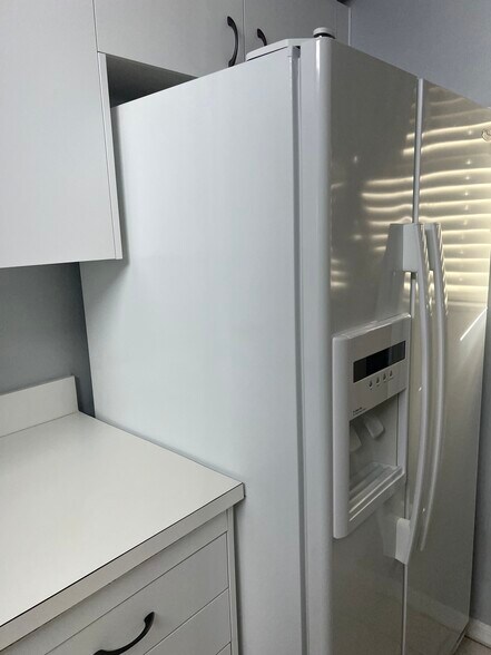 Building Photo - 404 Bouchelle Dr