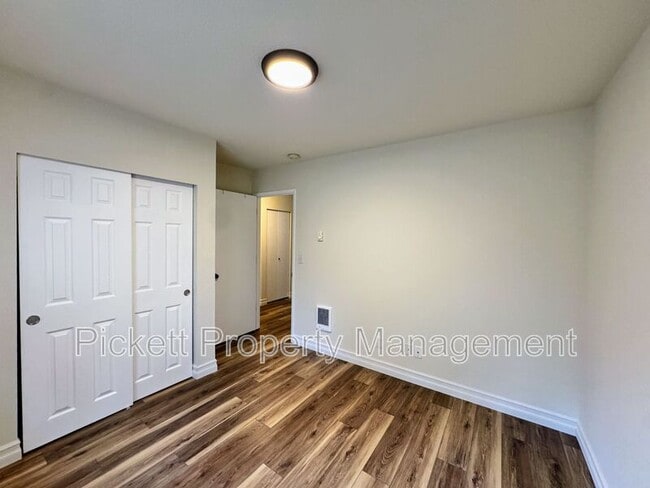 Building Photo - 4402 Big Beef Crossing NW