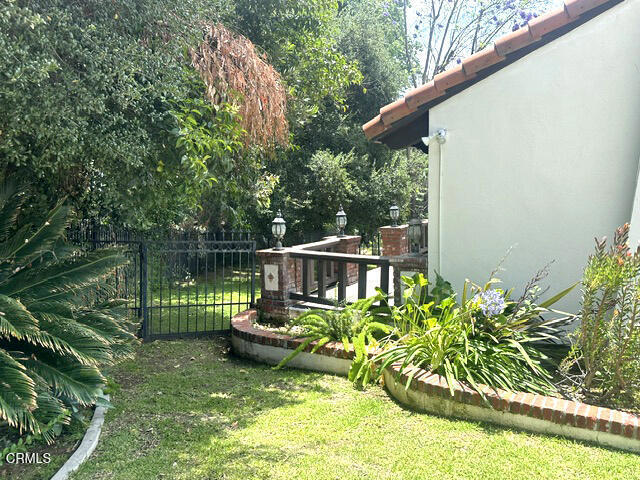 Building Photo - 3488 Barhite St
