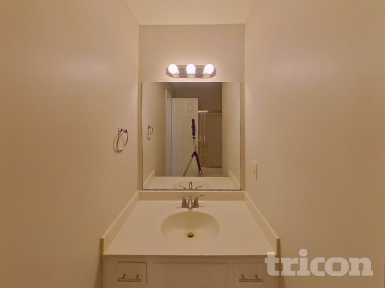 Building Photo - 507 Ironwood Ct SE