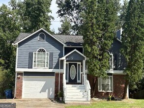 Building Photo - 6565 Emerald Pointe Cir