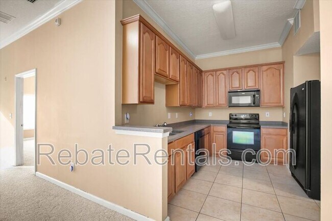 Building Photo - 7032 Deer Lodge Cir