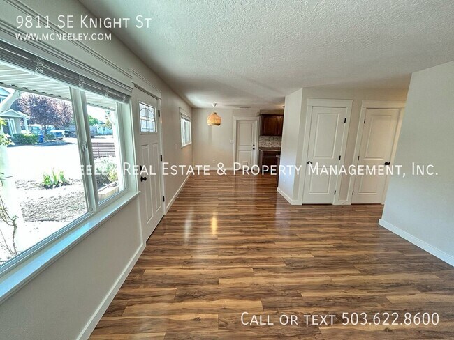 Building Photo - 9811 SE Knight St