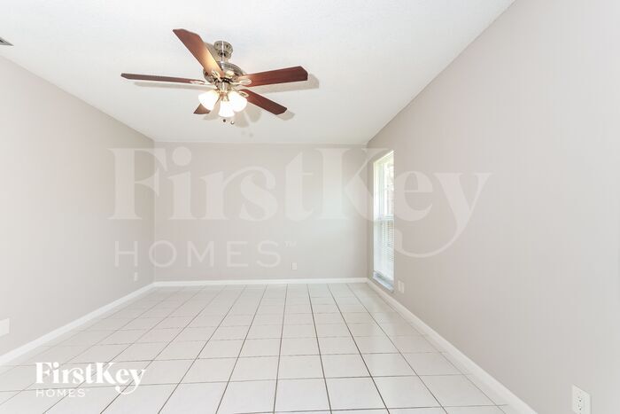 Building Photo - 12489 Guilford Way