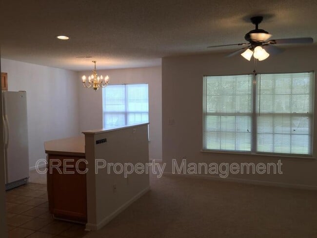 Building Photo - 146 Darcy Ave