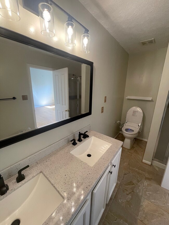 Building Photo - 2606 Windy Oak Ct