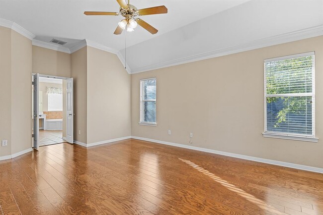 Building Photo - 8406 Lofty Ln