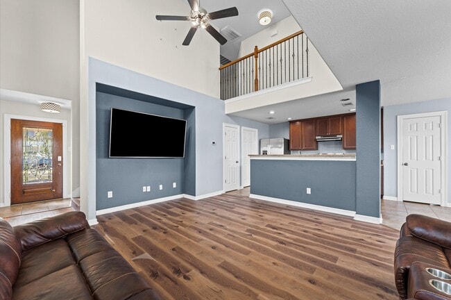 Building Photo - 18714 Walden Glen Cir