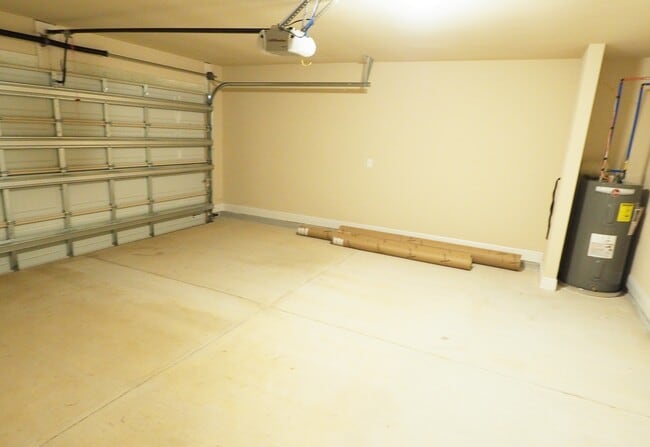Building Photo - Cozy home in Copperwood Subdivision!