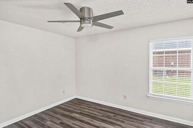 Building Photo - 107 Hutto Hill