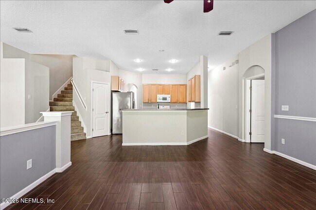 Building Photo - 8871 Canopy Oaks Dr