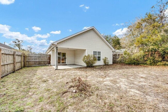 Building Photo - 2029 Jackson St