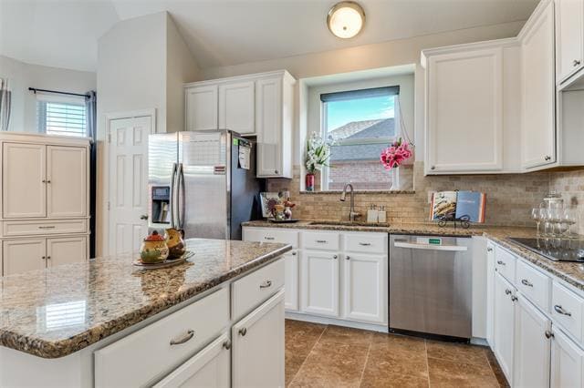 Building Photo - 8113 Greenwood Dr