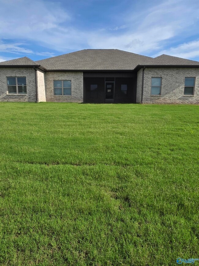 Building Photo - 22635 Donahue Dr