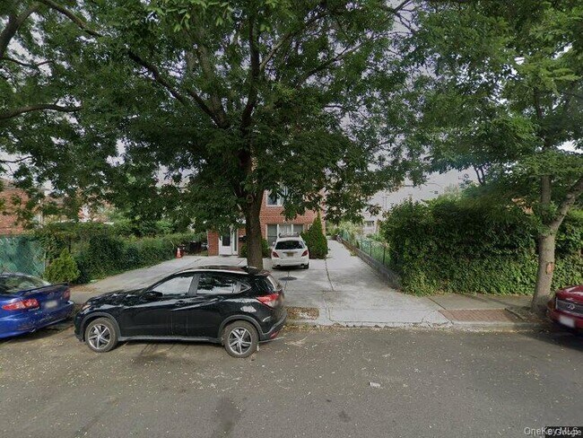 Primary Photo - 88-17 Ransom St