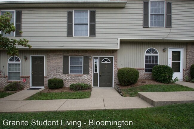 Primary Photo - 2 br, 1.5 bath House - 702 Sherwood Hills Dr