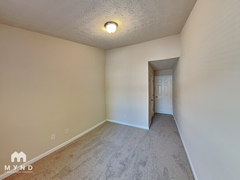 Building Photo - 2886 Vining Ridge Terrace