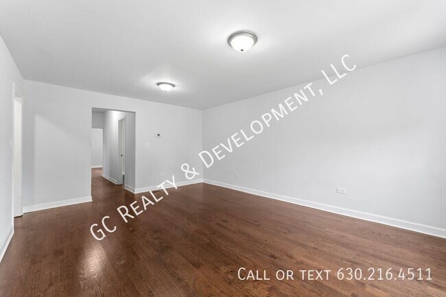 Building Photo - 1501 N Leamington Ave