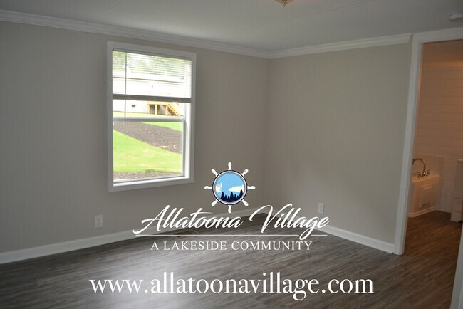 Building Photo - Lake Access and 1 mile to Downtown Acworth...