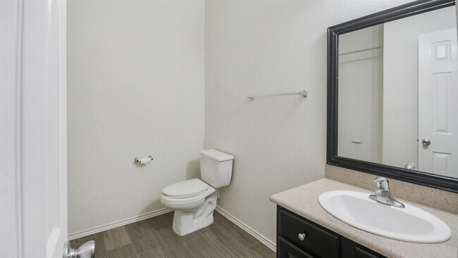 Building Photo - 18206 Westridge Bend Ln