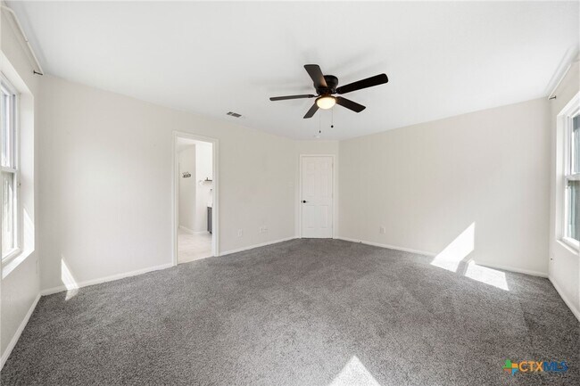 Building Photo - 5304 Oster Dr