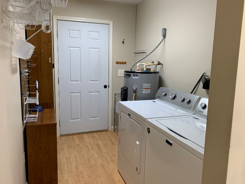 Building Photo - 1513 Candace Dr