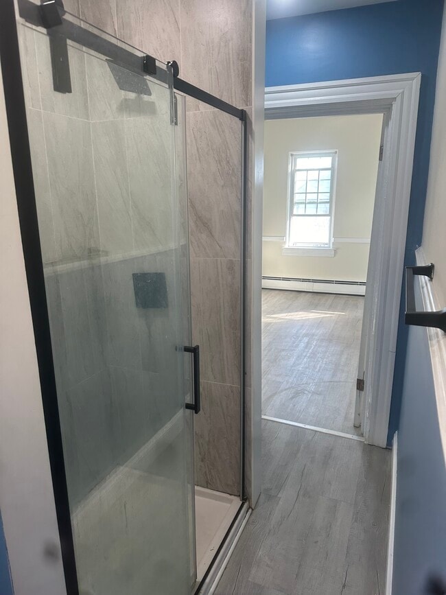 Building Photo - 66 Swift St