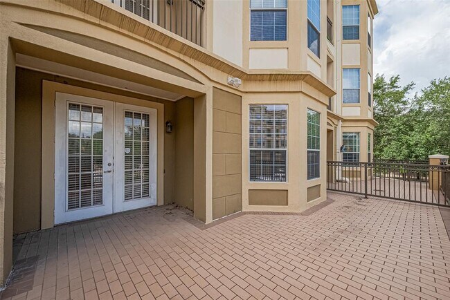 Building Photo - 7575 Kirby Dr