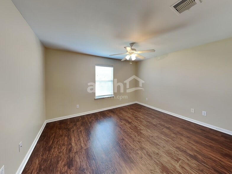 Building Photo - 4411 Thistle Pond Ct