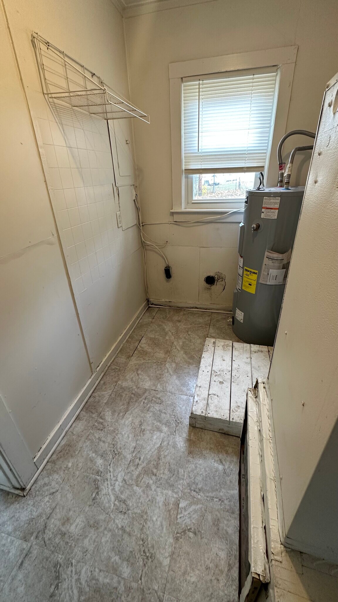 Laundry Spot - 818 Drover St