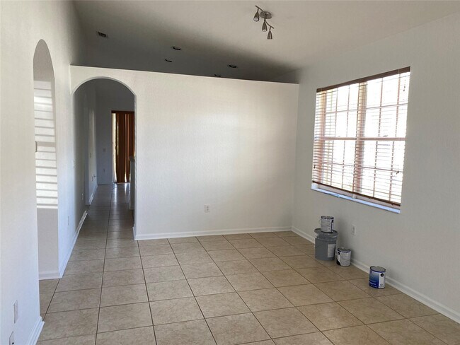 Building Photo - 1720 Way