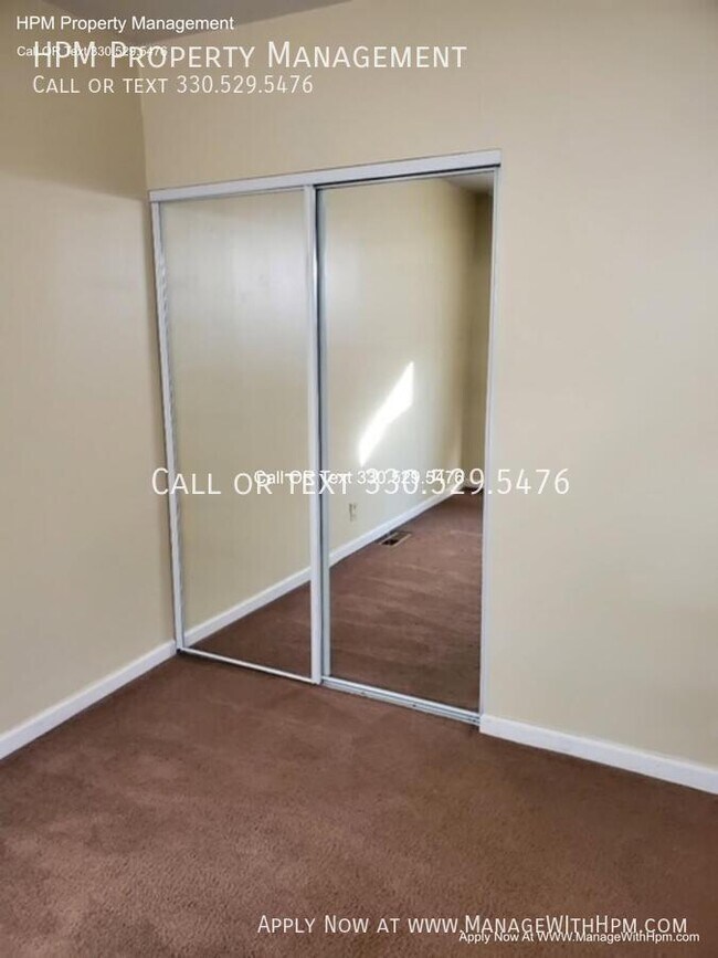 Building Photo - 2365 Newton St