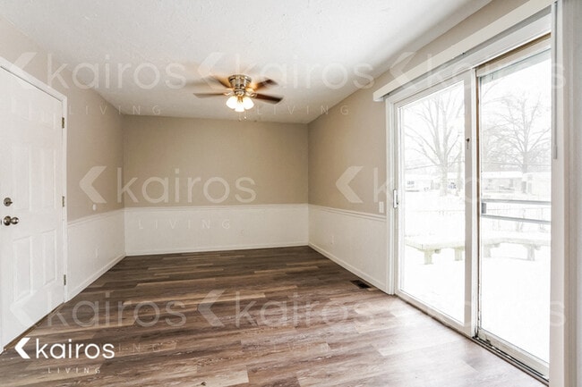 Building Photo - 1175 5th Plaza