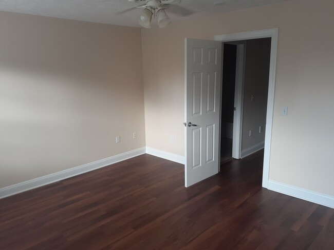 Building Photo - Available for the 2026-2027 lease term.