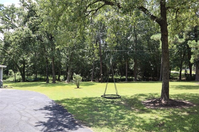 Building Photo - 153 Woodway Dr